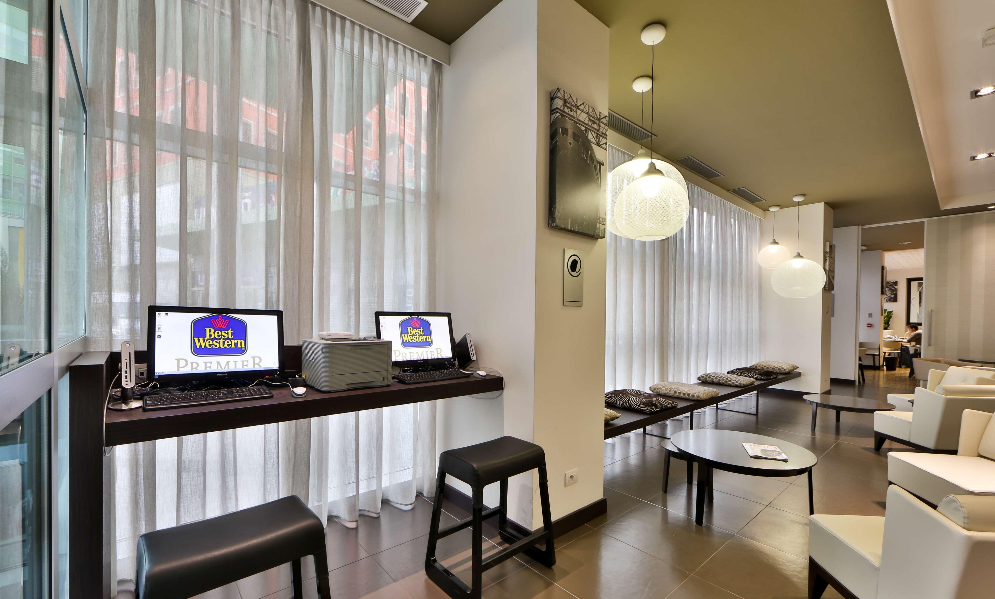 Best Western Premier Chc Airport Genoa Exterior photo