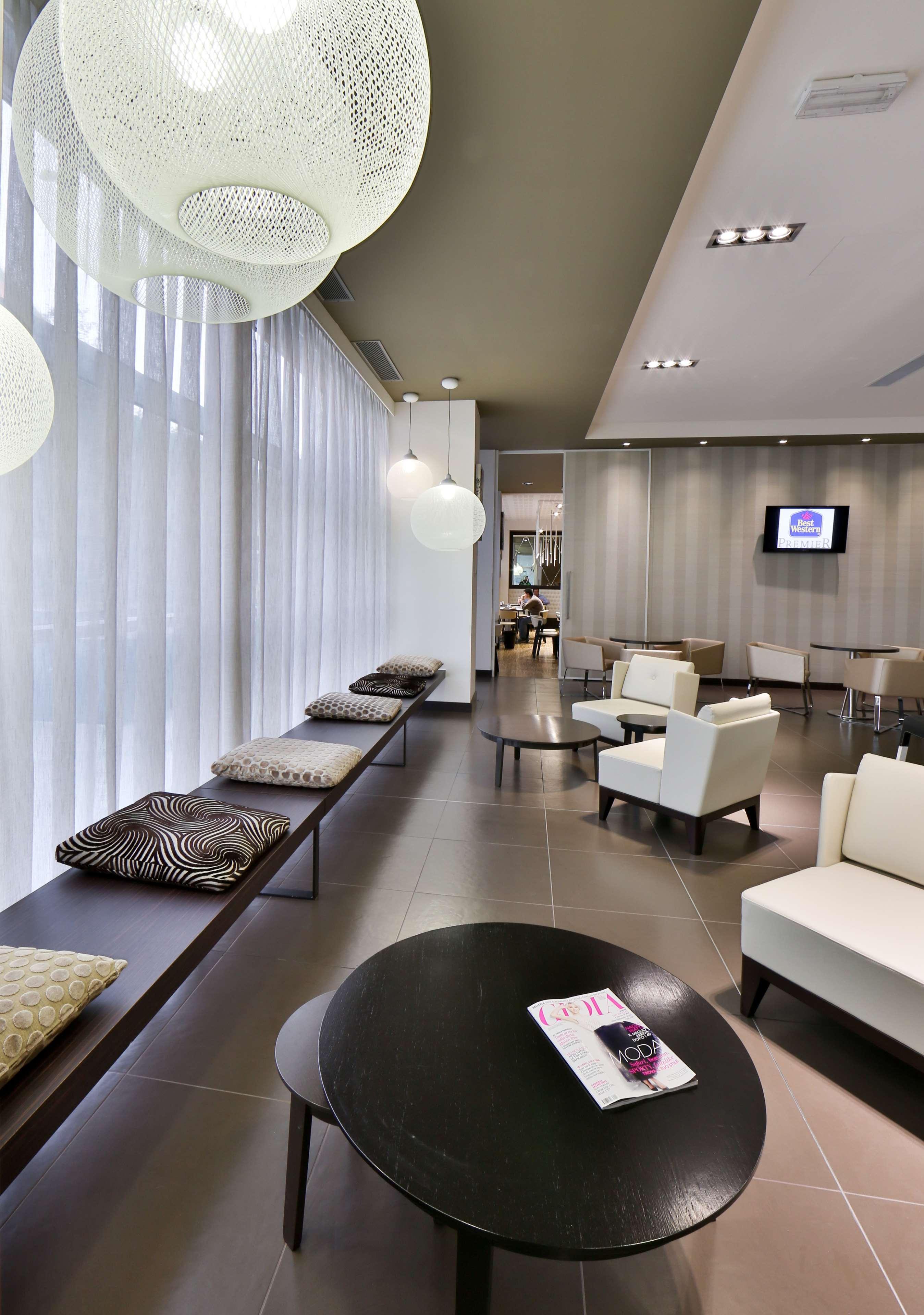 Best Western Premier Chc Airport Genoa Exterior photo