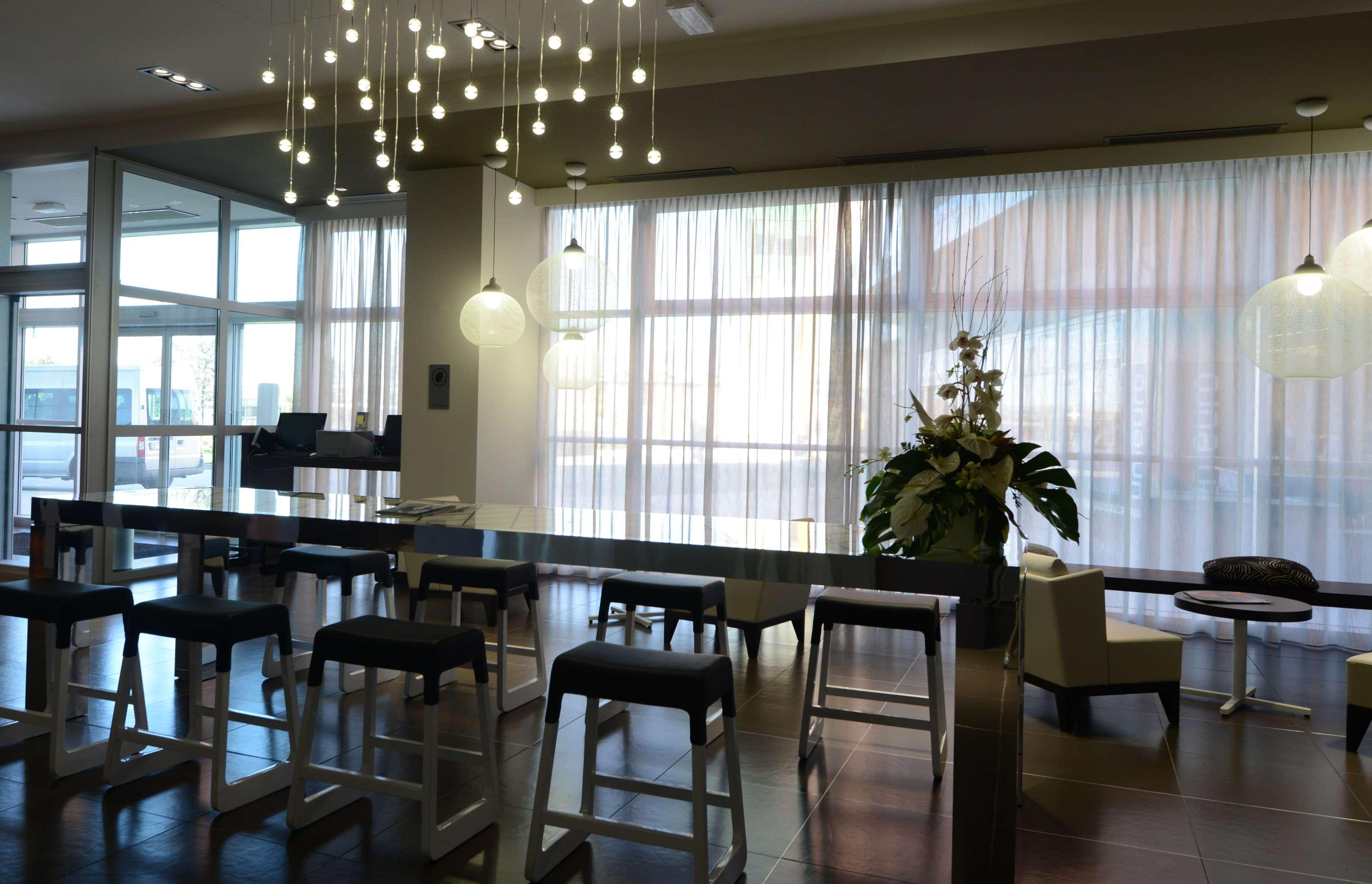 Best Western Premier Chc Airport Genoa Exterior photo