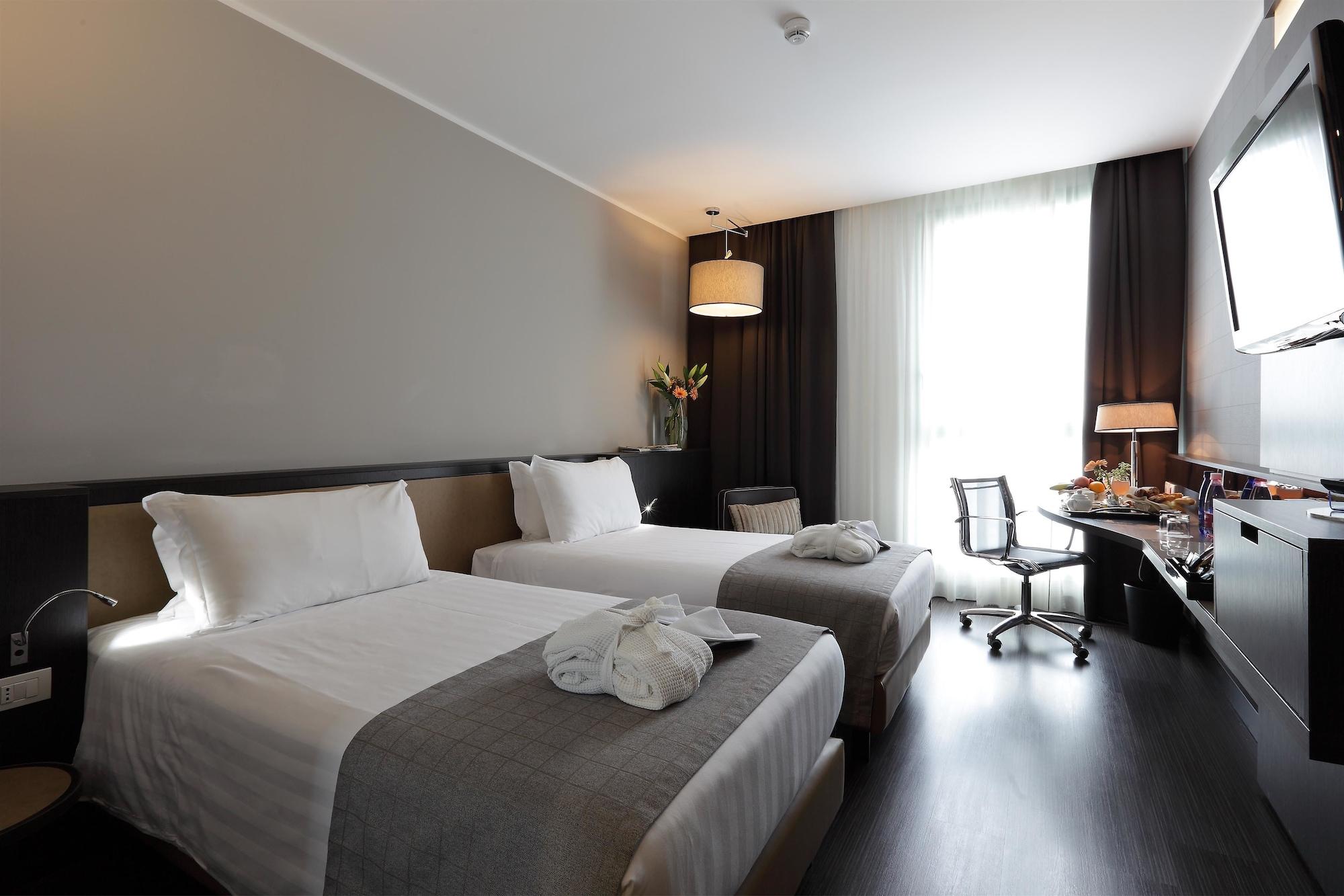 Best Western Premier Chc Airport Genoa Exterior photo