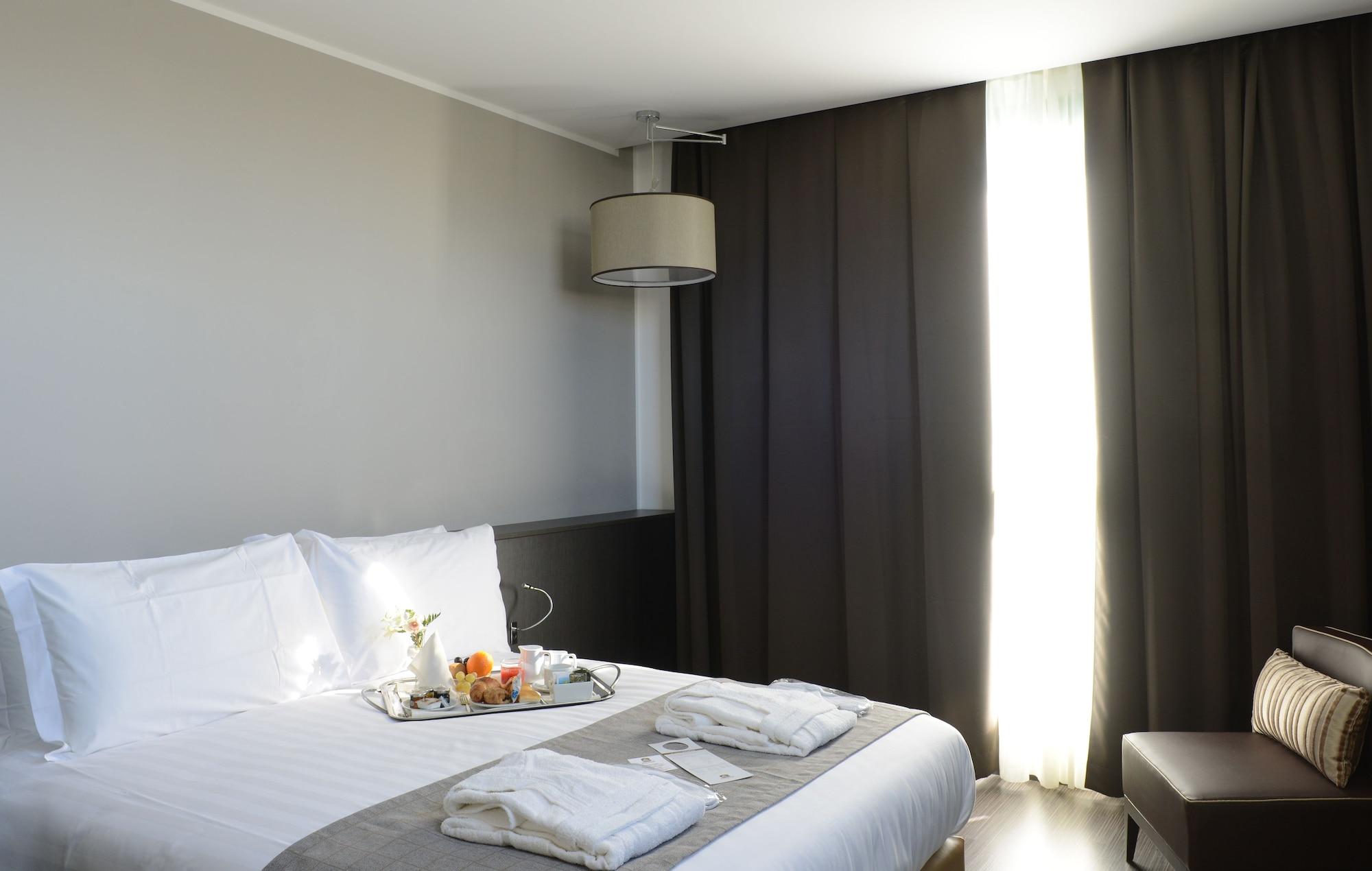 Best Western Premier Chc Airport Genoa Exterior photo